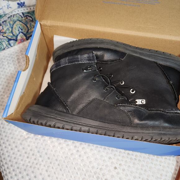 HEY DUDE MEN SZ 13 BLACK BRADLEY ANKLE BOOTS SHOES - Picture 1 of 7